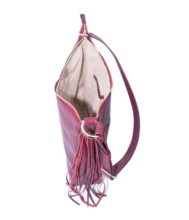BOLSO HOBO CON FLECOS EN LOS LATERALES